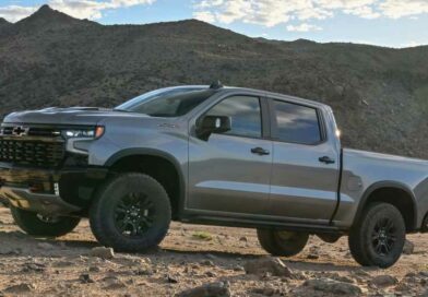 GM Issues Stop-Sale For Chevy Silverado And GMC Sierra Over Roofs That Could Split Open